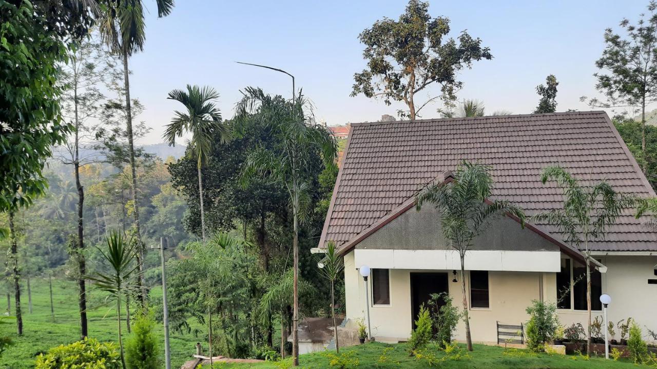 Letstay Vythiri Hill Palace Exterior photo